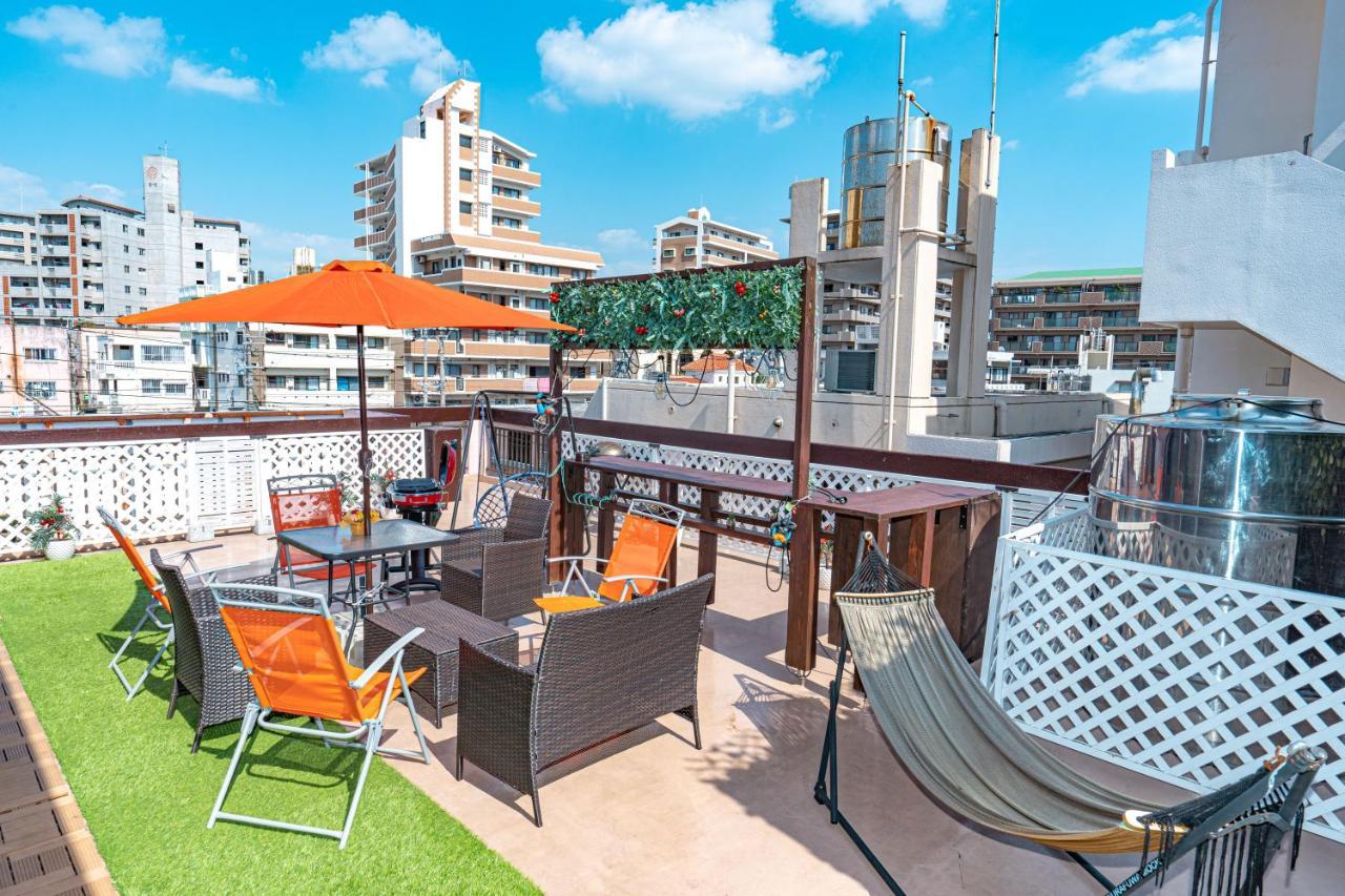 Terrace House Tsubokawa Villa Naha Exteriör bild